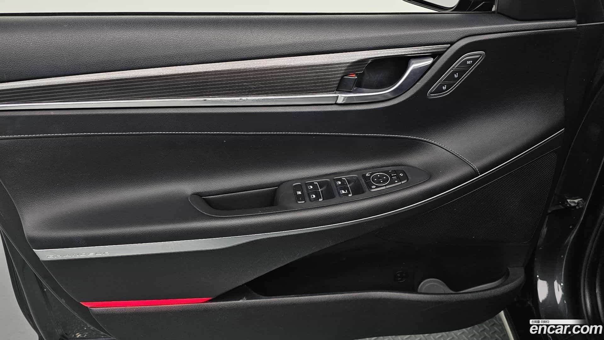 Grandeur Hyundai 2017.3-INNER-034