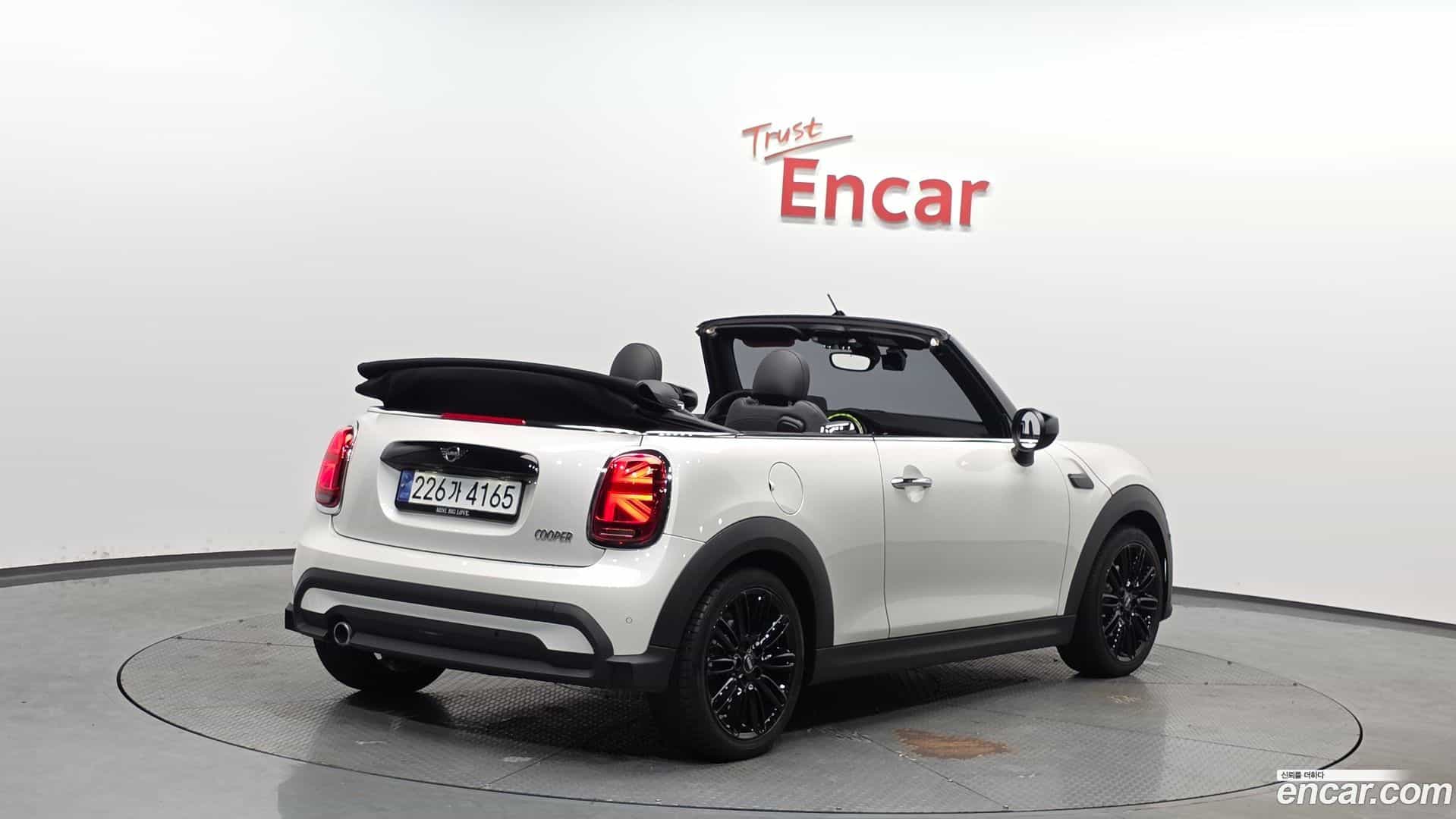 Cooper Convertible Mini 2024.3-OUTER-002