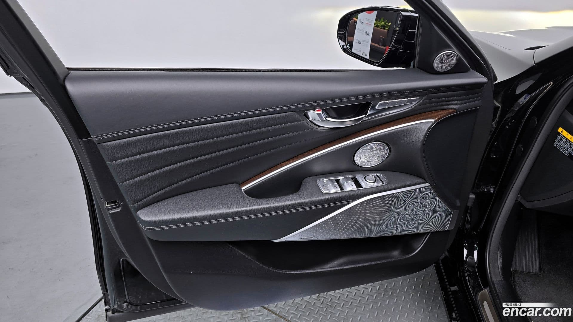 Main__Slider__Photo:K9 Kia 2020.5-24