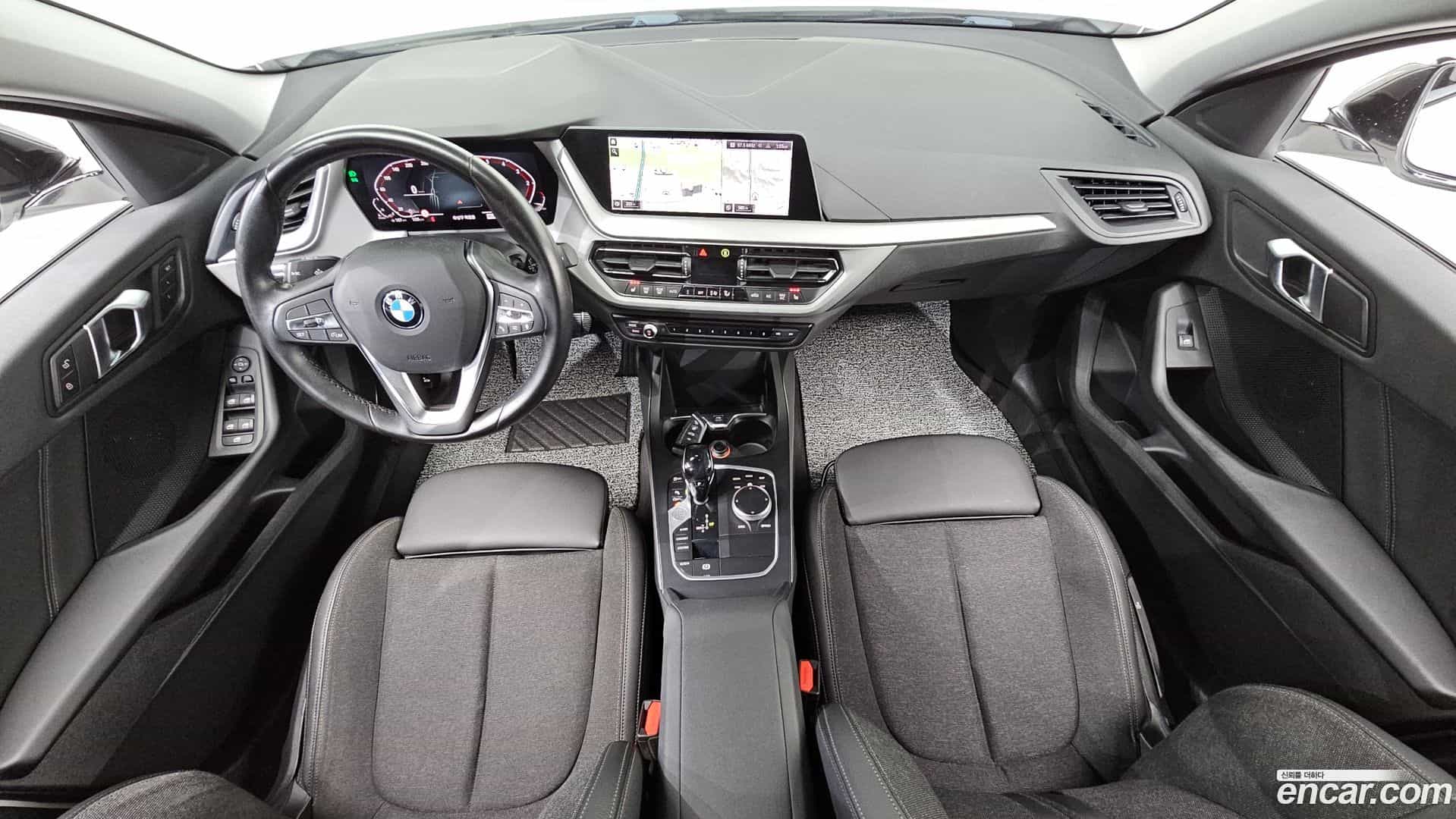 1-Series BMW 2021.3-INNER-007