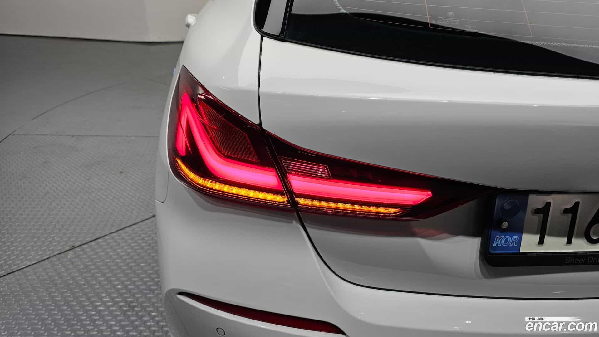 1-Series BMW 2021.3-OUTER-033