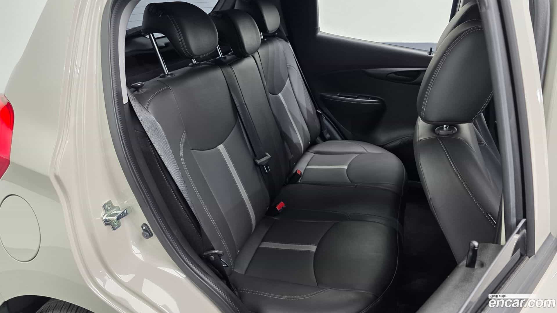 Spark Chevrolet 2021.1-INNER-036
