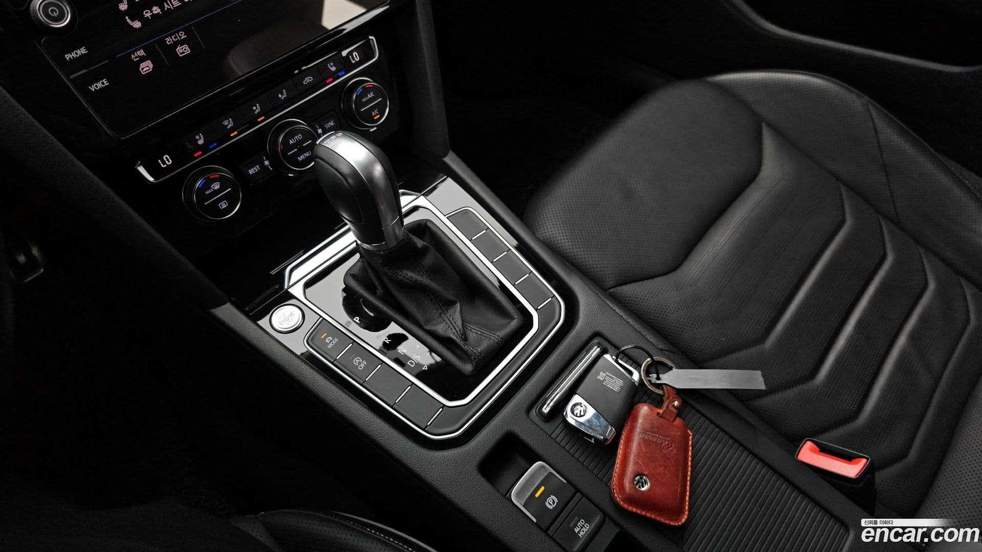 Main__Slider__Photo:Arteon Volkswagen 2019.7-8