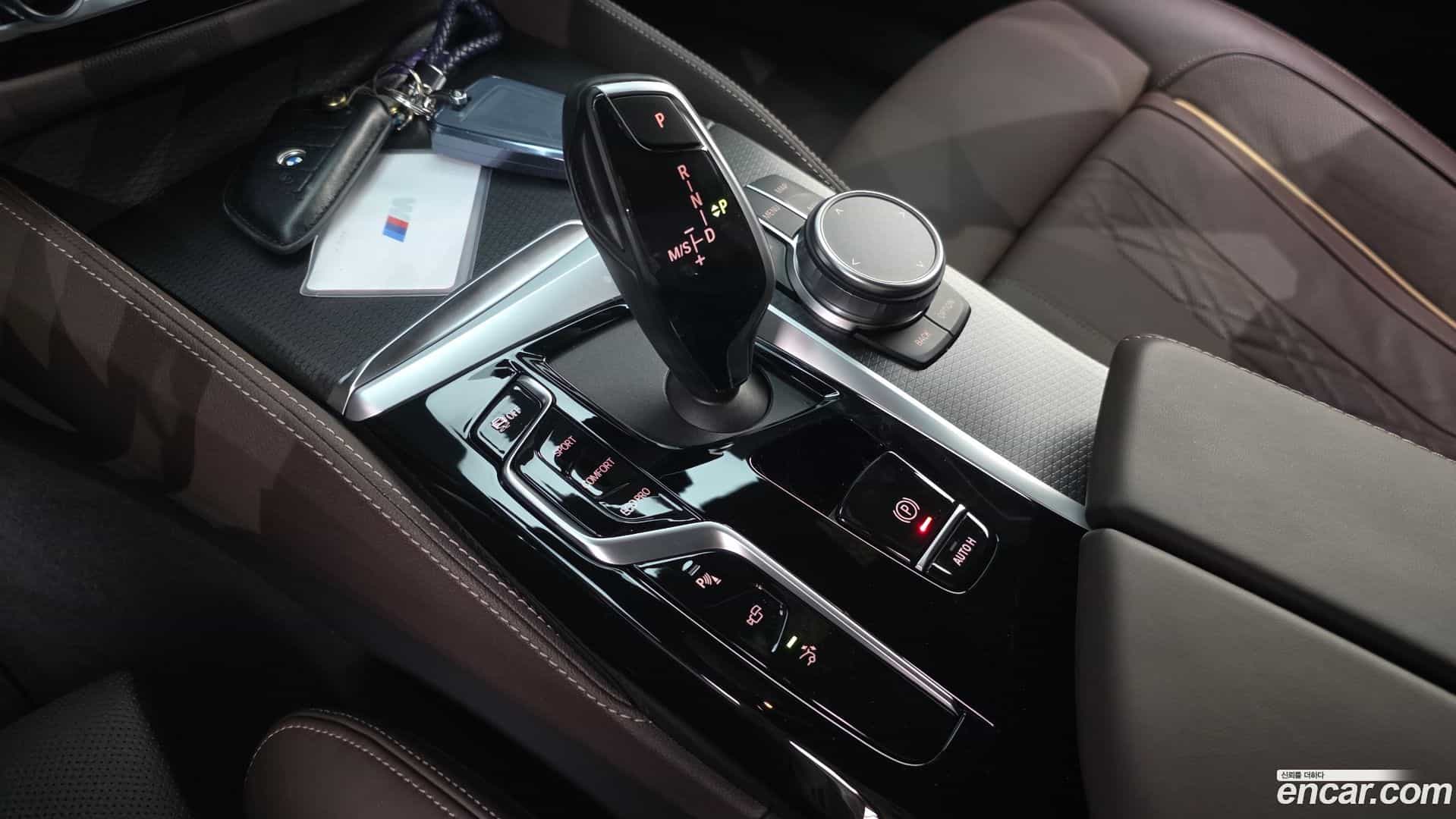 Gran Turismo BMW 2024.6-INNER-009