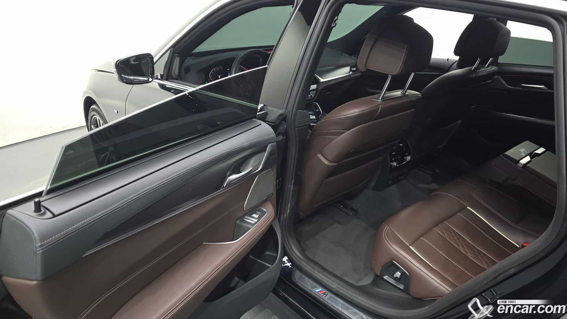 Gran Turismo BMW 2024.6-OPTION-015
