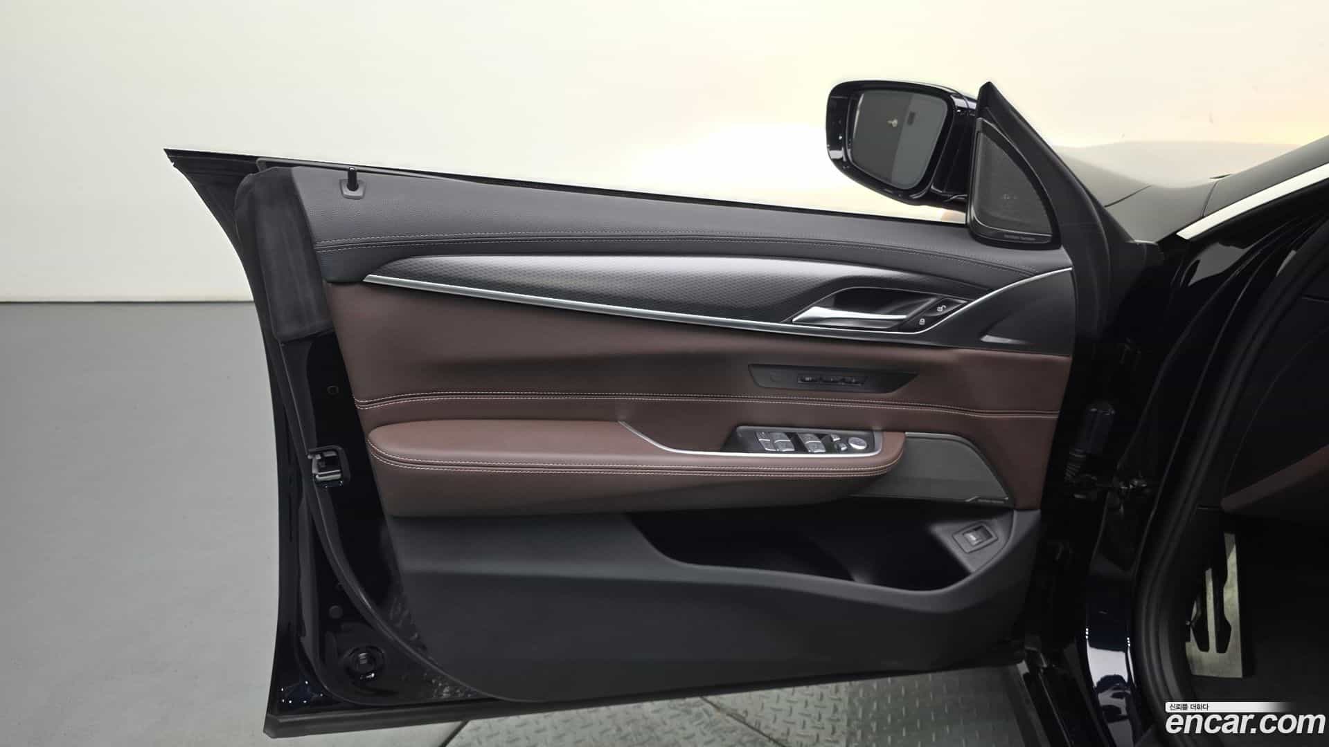Gran Turismo BMW 2024.6-INNER-034