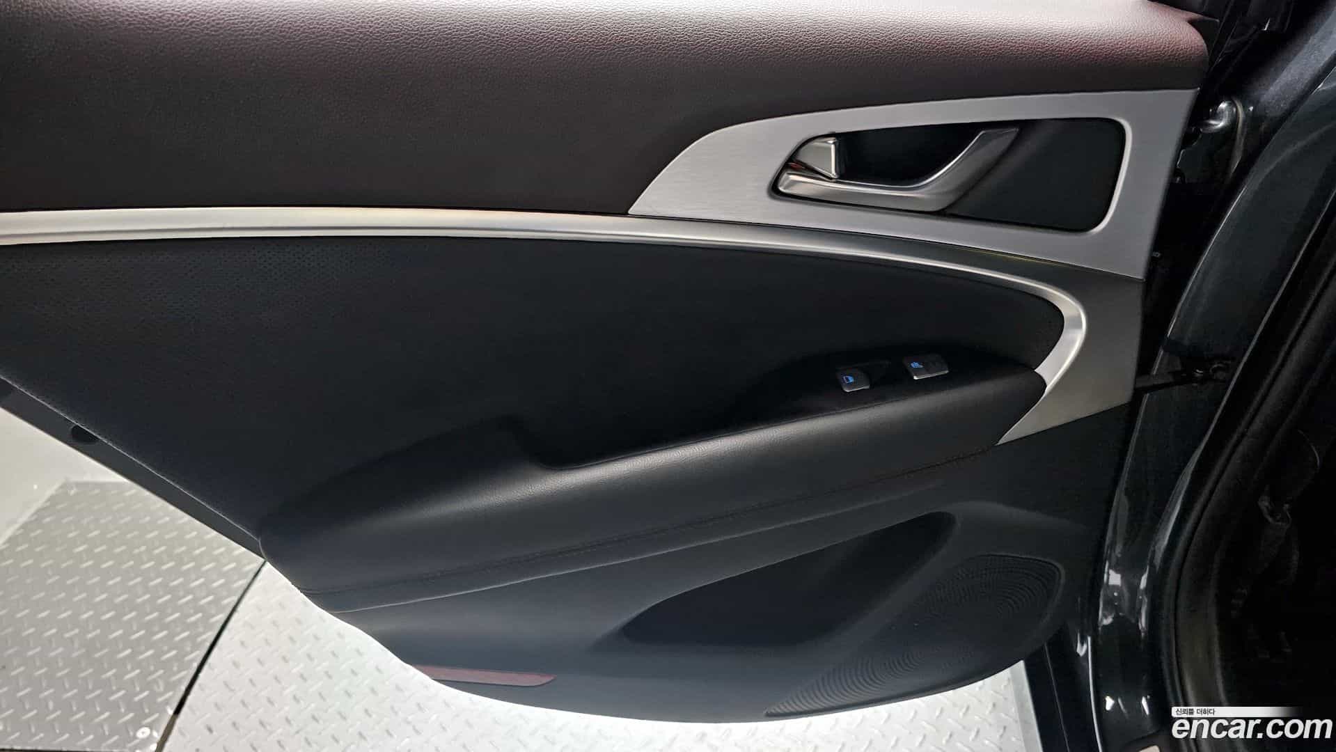 G70 Genesis 2018.4-INNER-035