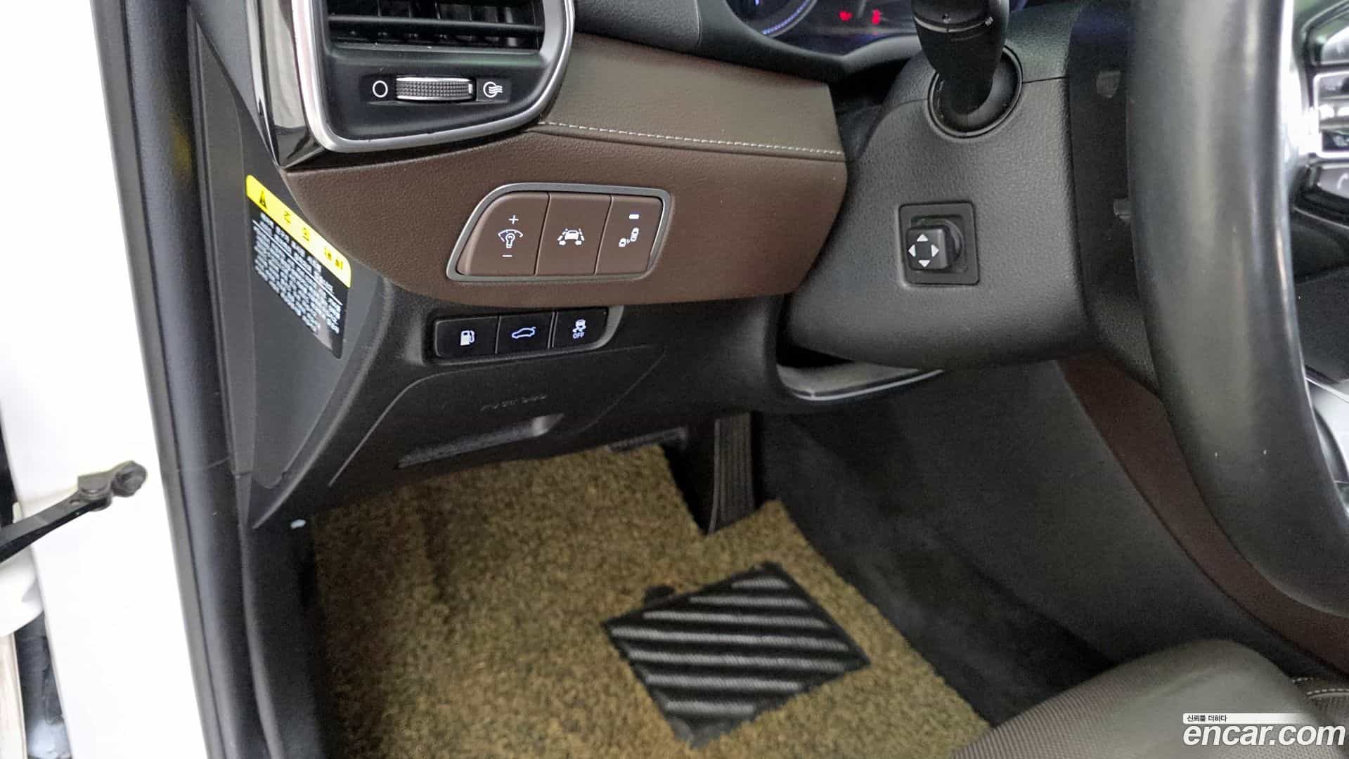 Grandeur Hyundai 2017.9-OPTION-022