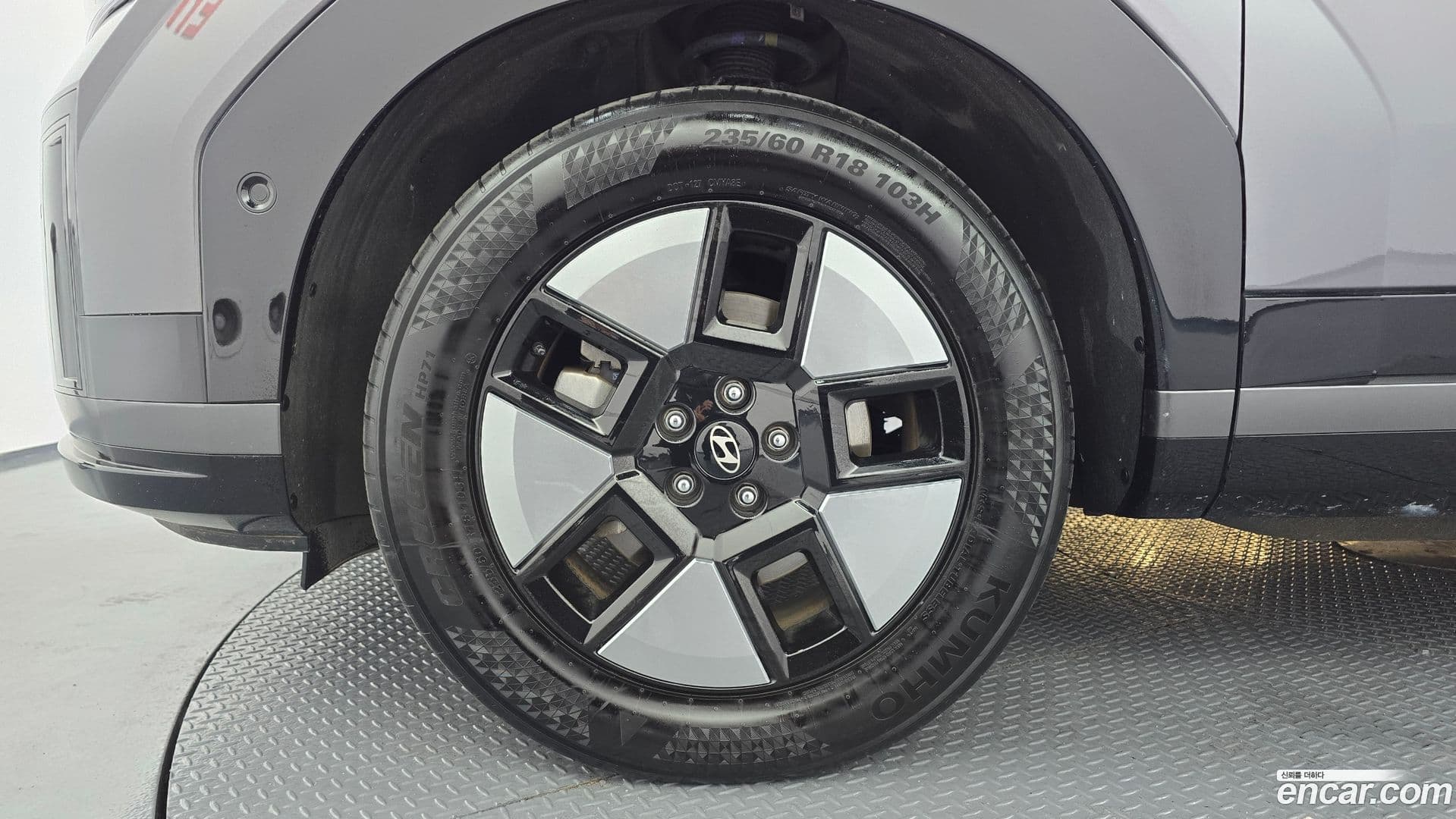 Main__Slider__Photo:Santafe Hyundai 2023.10-4