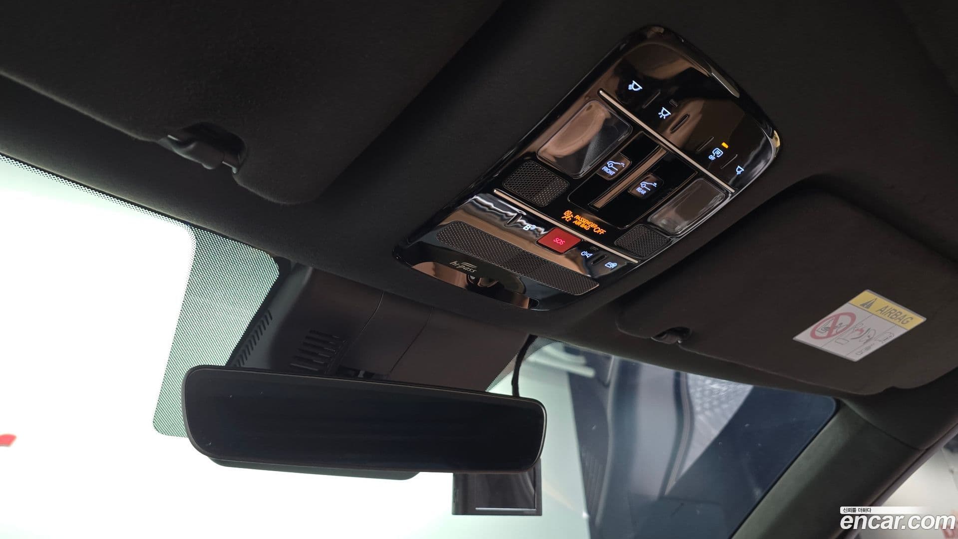 Main__Slider__Photo:Santafe Hyundai 2023.10-17