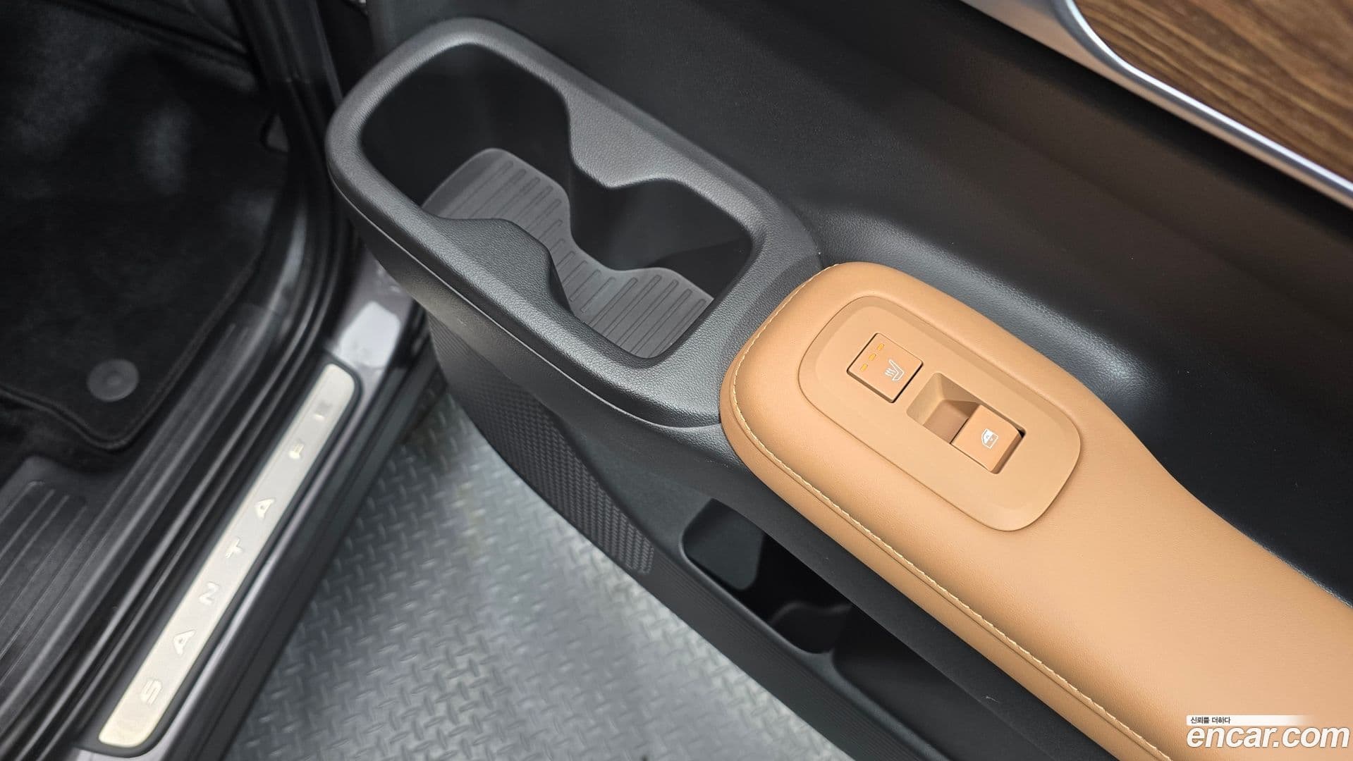 Main__Slider__Photo:Santafe Hyundai 2023.10-18