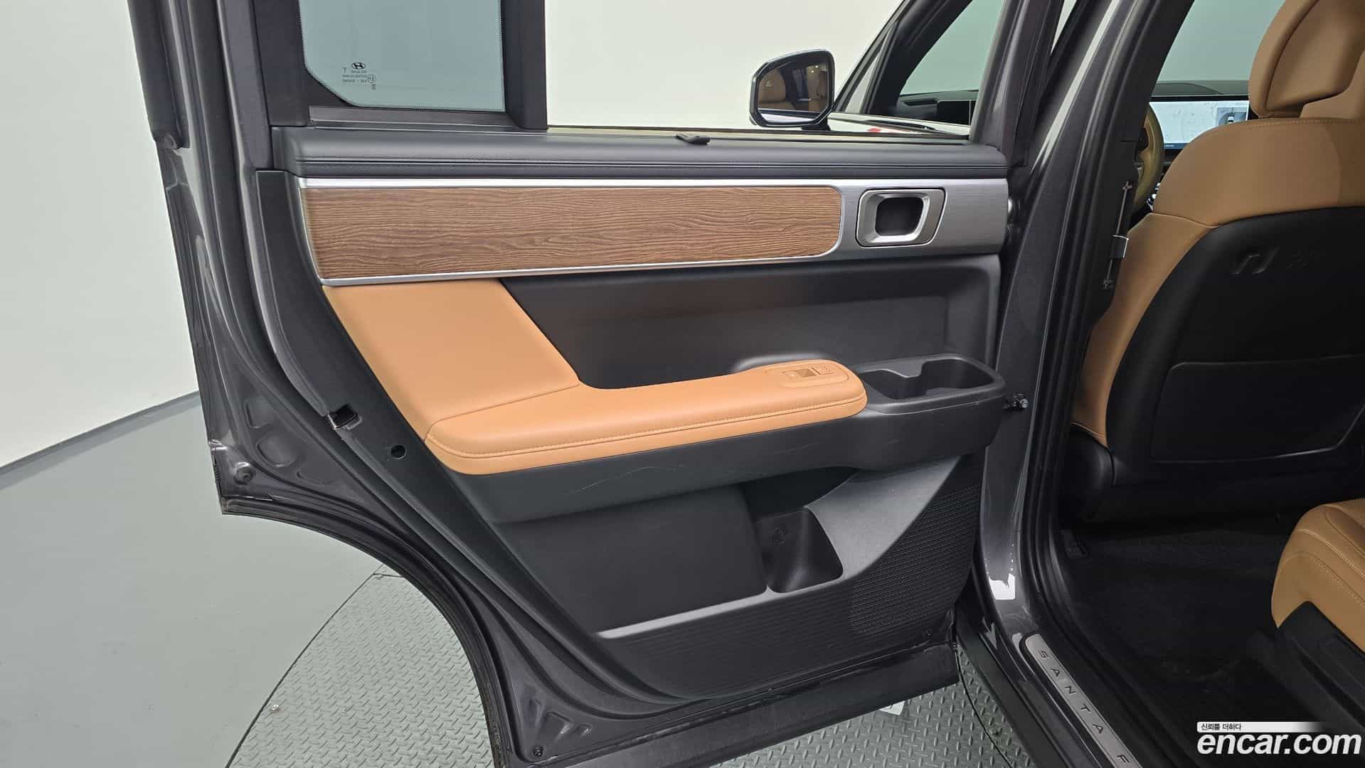 Santafe Hyundai 2023.10-INNER-035