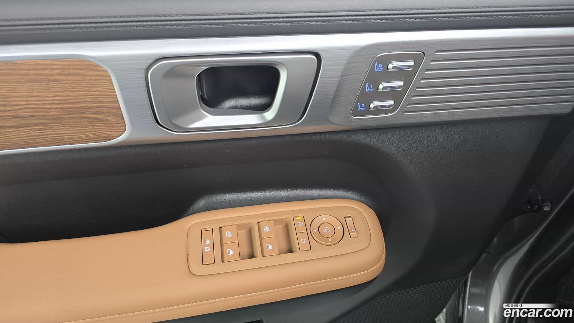 Santafe Hyundai 2023.10-OPTION-045
