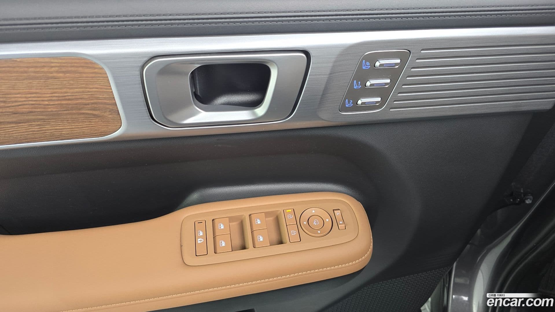 Main__Slider__Photo:Santafe Hyundai 2023.10-31