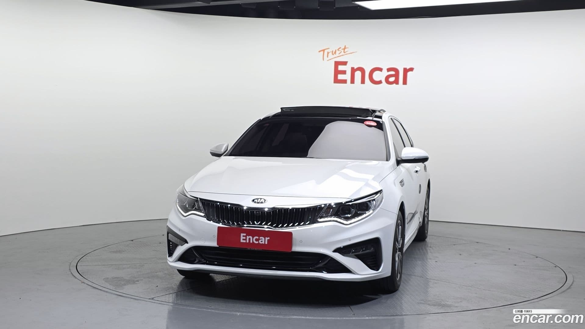 Main__Slider__Photo:K5 Kia 2018.4-2