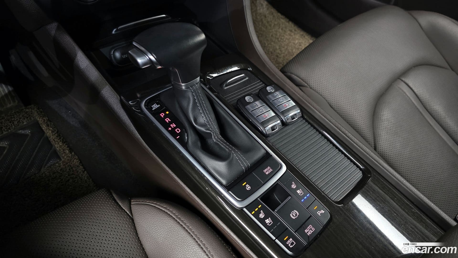 Main__Slider__Photo:K5 Kia 2018.4-8