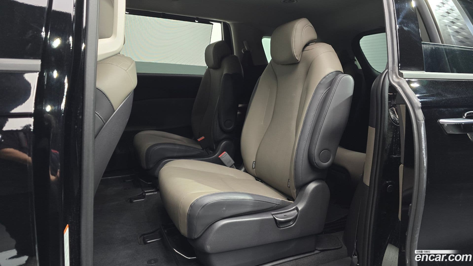 Main__Slider__Photo:Canival Kia 2025.5-10