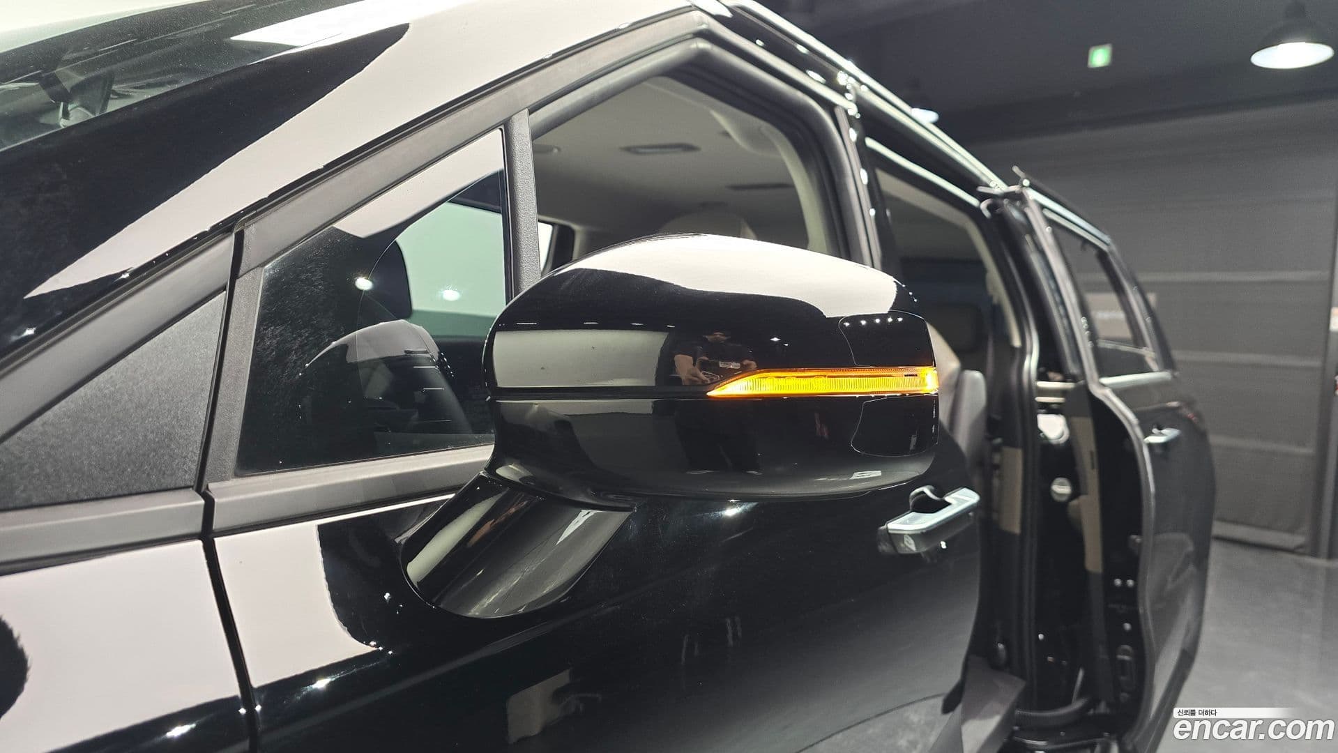 Main__Slider__Photo:Canival Kia 2025.5-31