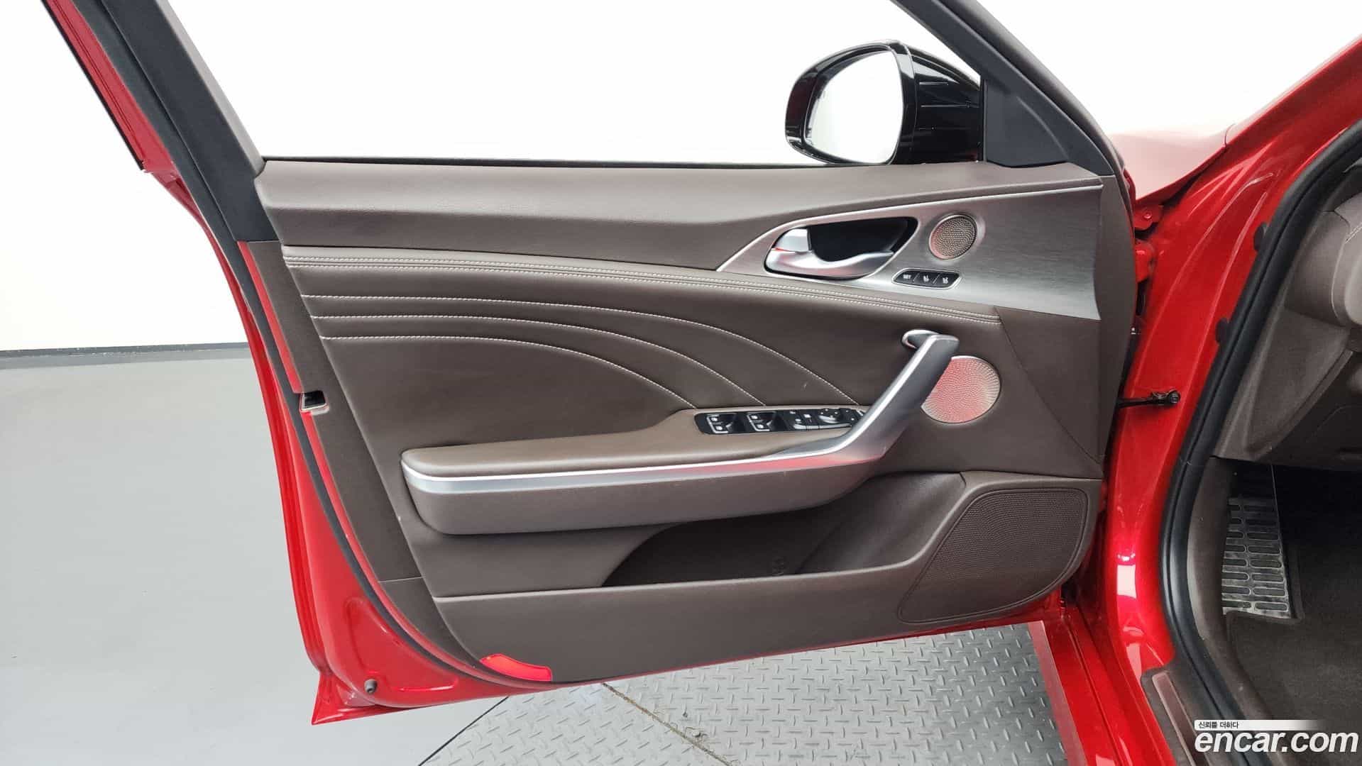 Stinger Kia 2020.8-INNER-034