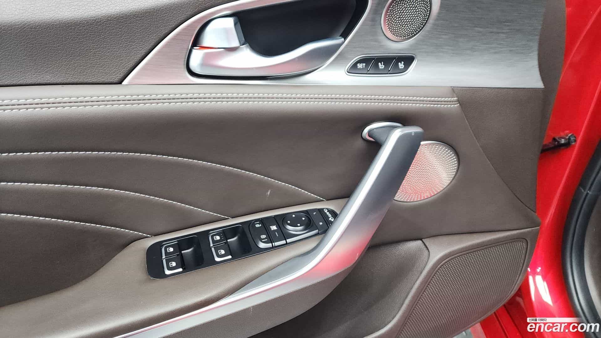 Stinger Kia 2020.8-OPTION-052