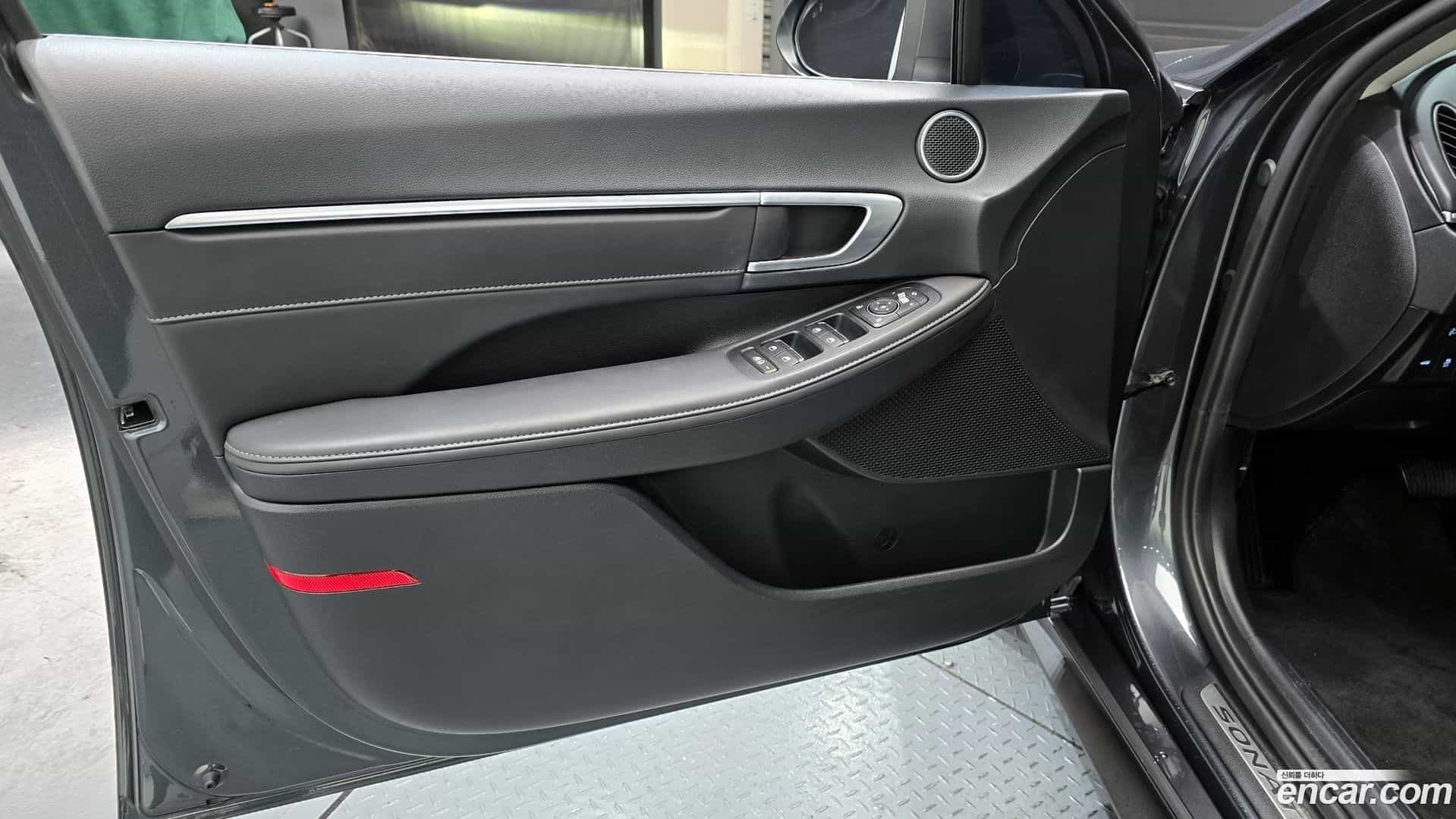 Sonata Hyundai 2022.2-INNER-034