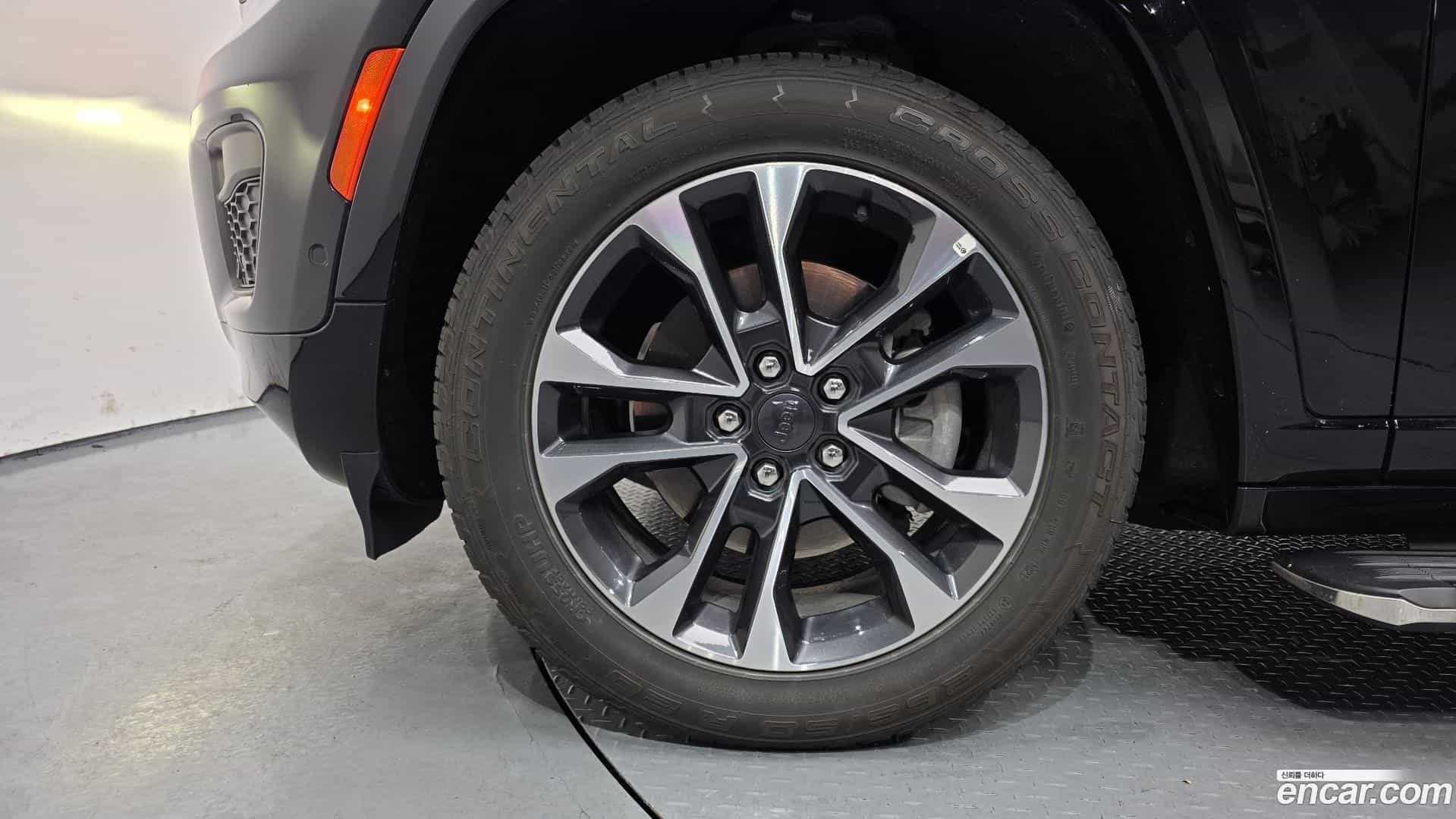 Cherokee Jeep 2021.11-OUTER-005