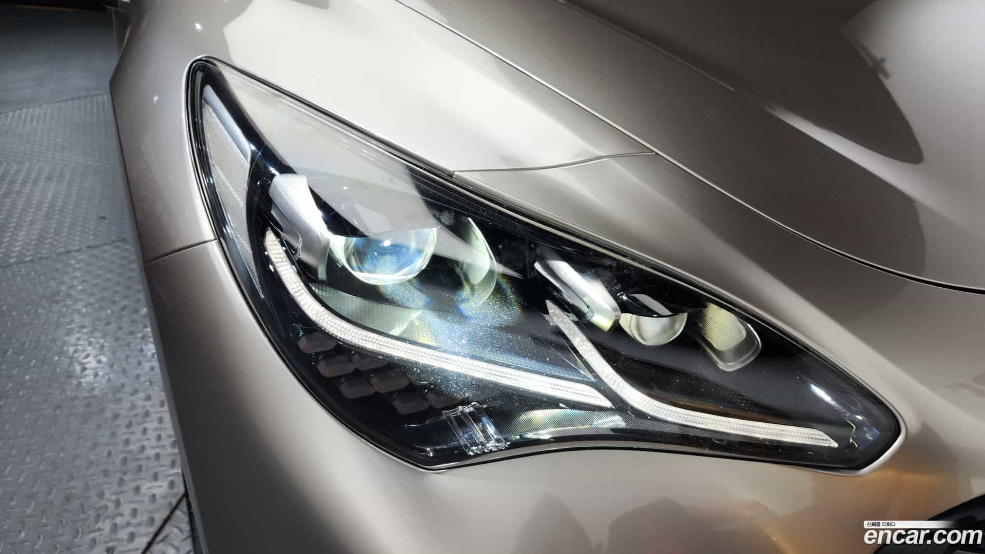 Stinger Kia 2018.5-OUTER-032