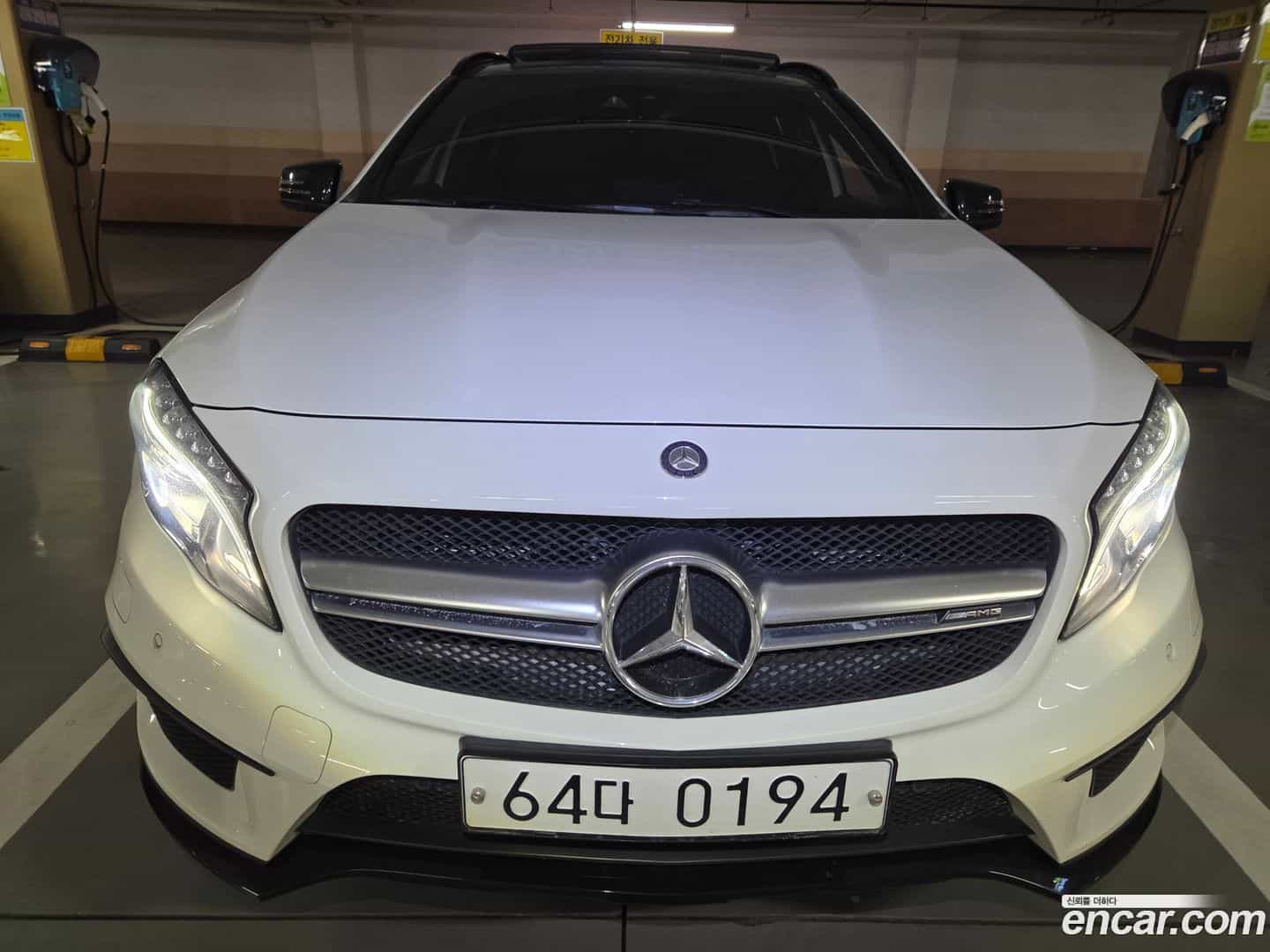 GLA-Class Mercedes-Benz 2017.5-OUTER-001