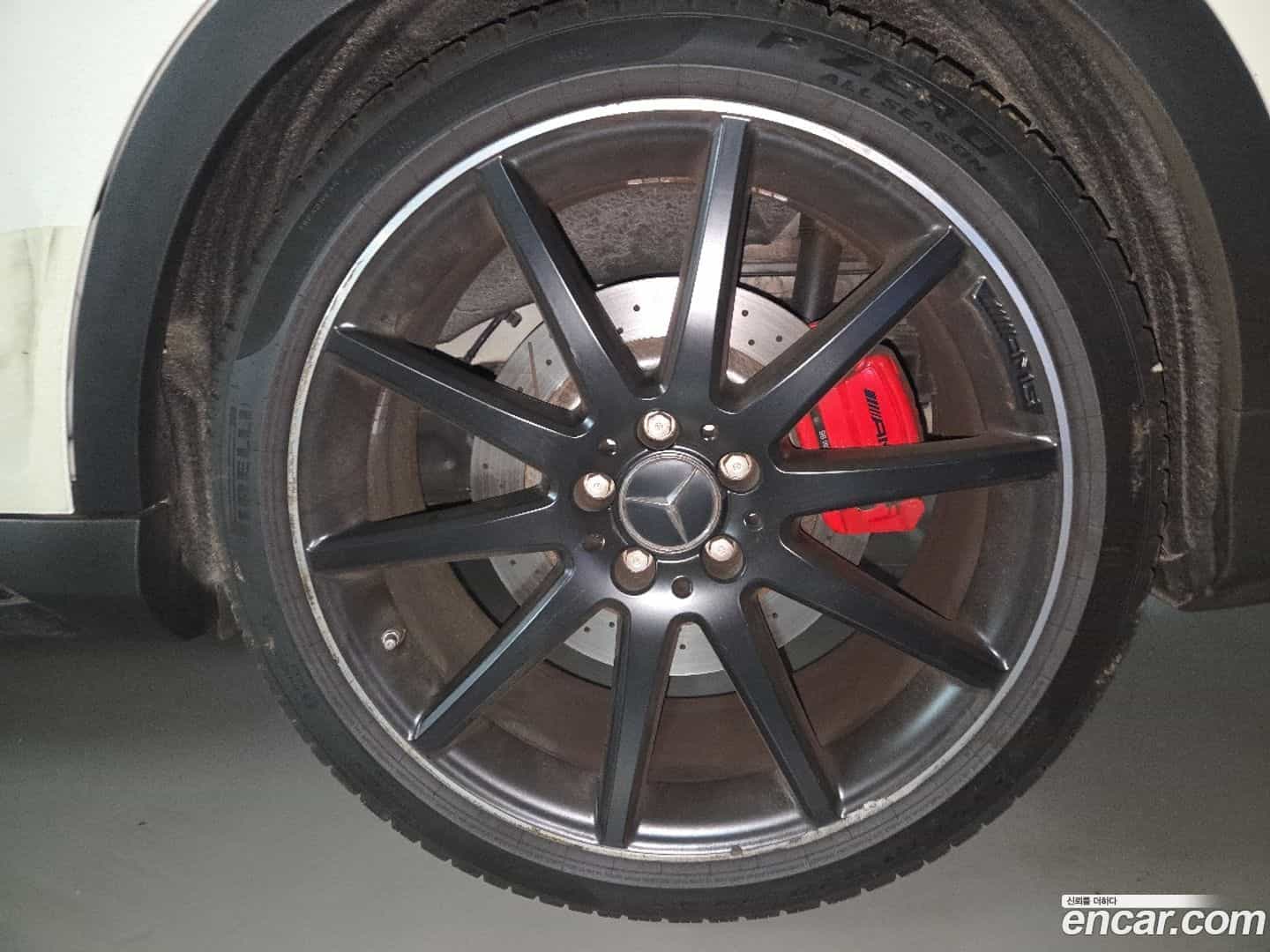 GLA-Class Mercedes-Benz 2017.5-OPTION-018