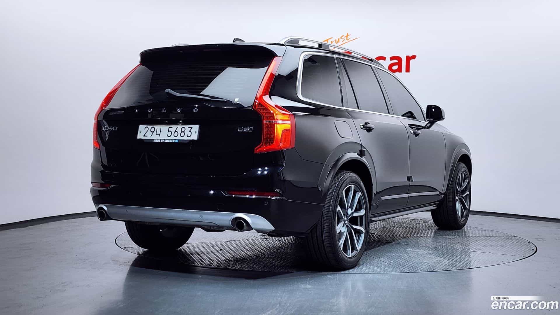 XC90 Volvo 2018.3-OUTER-002