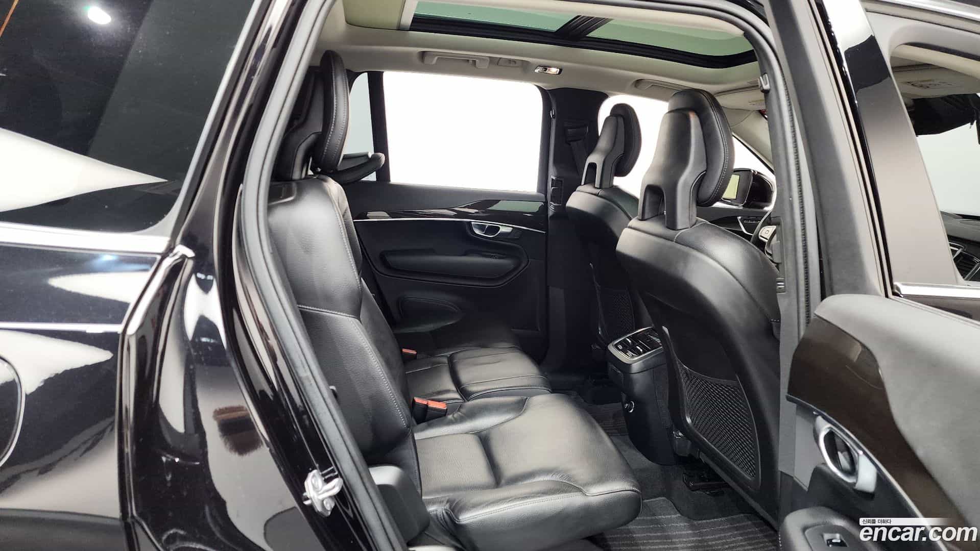 XC90 Volvo 2018.3-OPTION-015