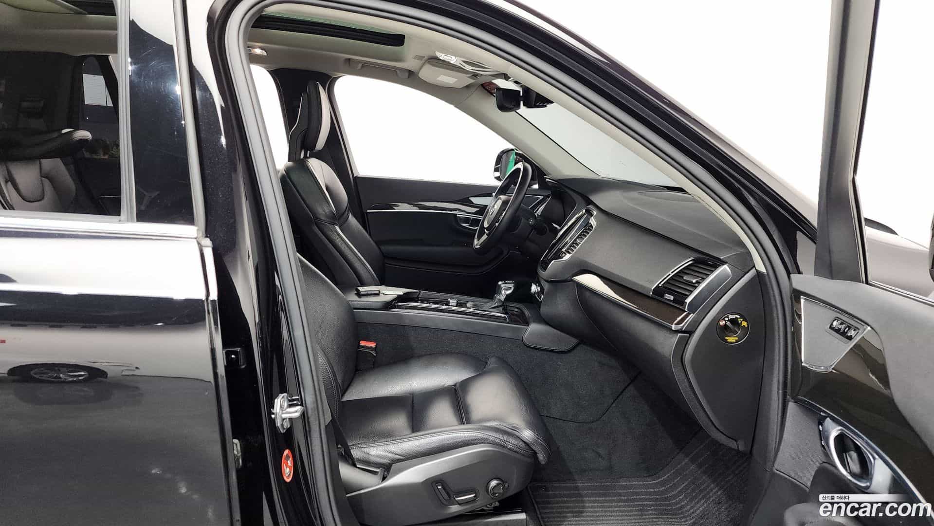 XC90 Volvo 2018.3-INNER-036