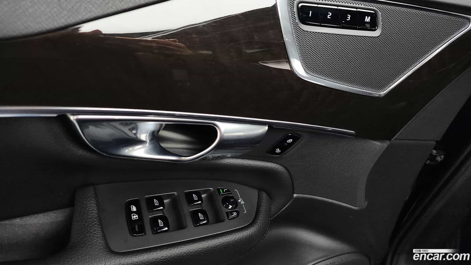 XC90 Volvo 2018.3-OPTION-042