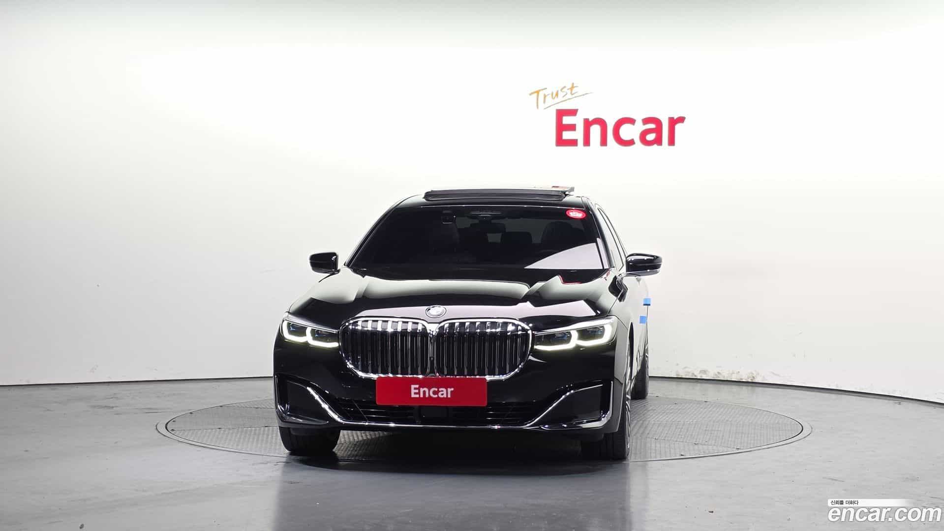 7-Series BMW 2022.3-OUTER-003