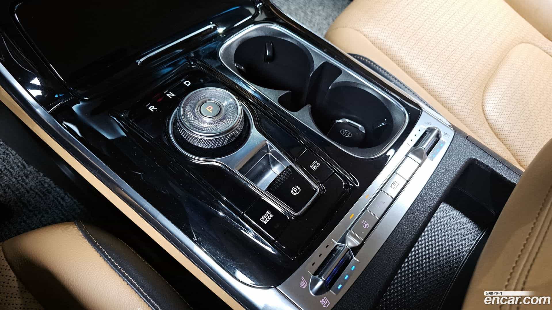 Canival Kia 2021.2-INNER-009