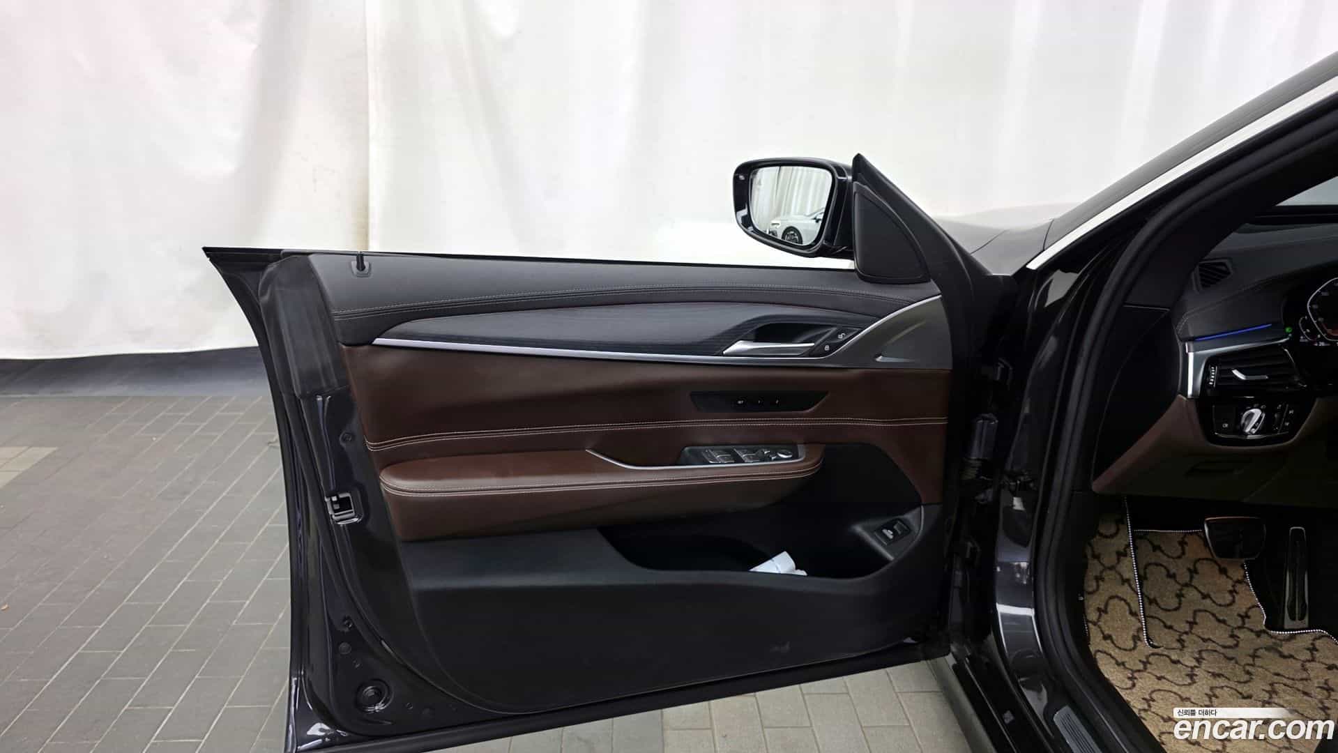 Gran Turismo BMW 2021.9-INNER-034