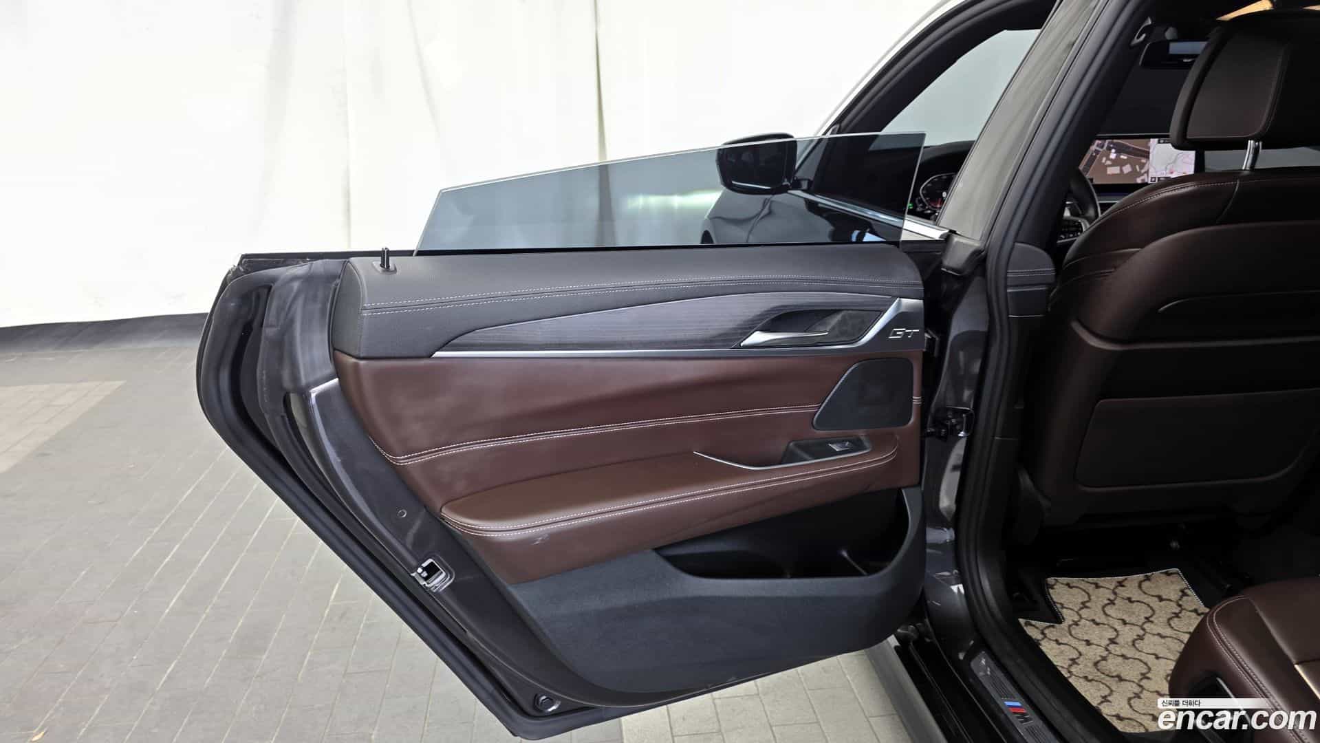 Gran Turismo BMW 2021.9-INNER-035