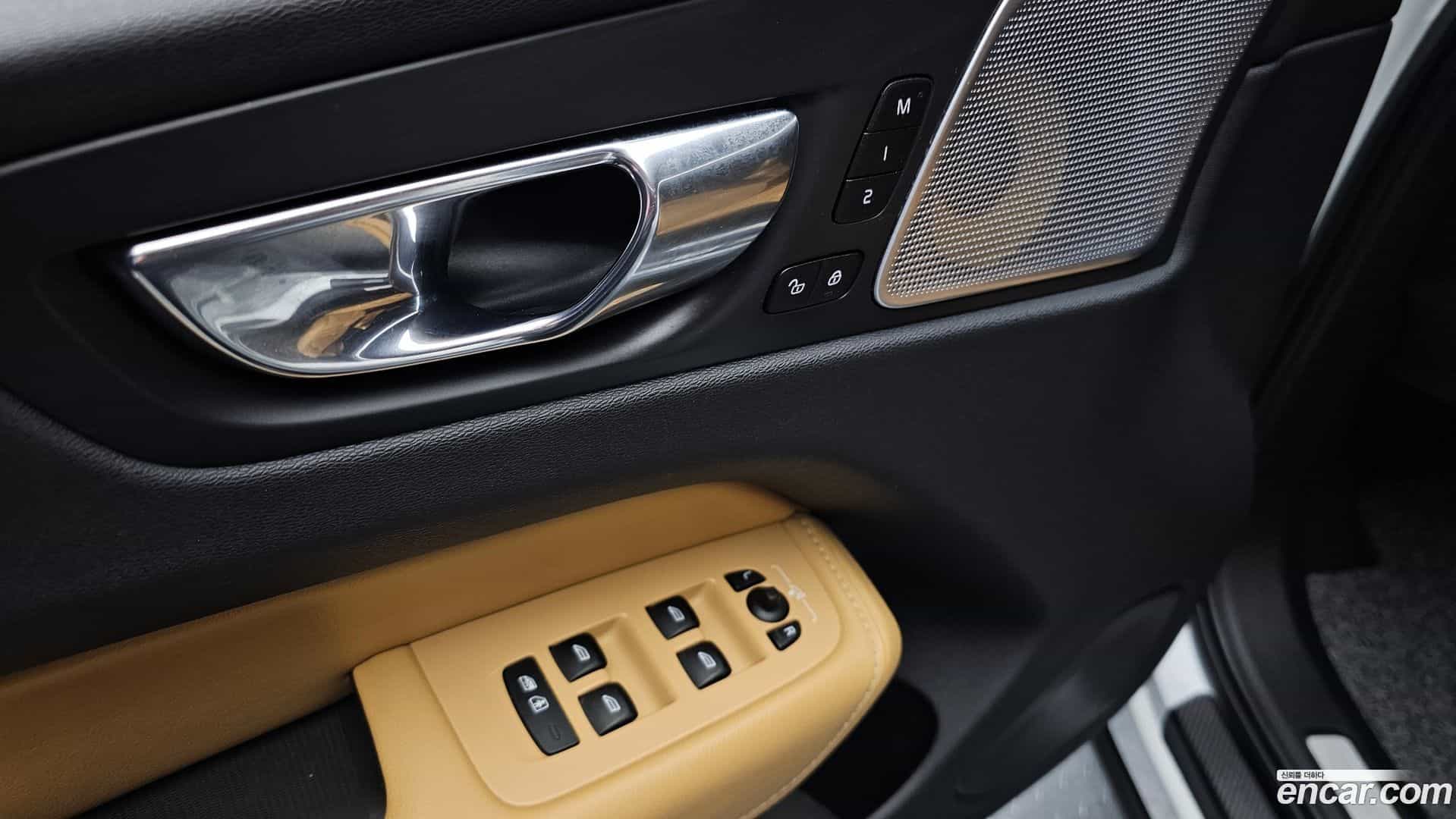 XC60 Volvo 2018.10-OPTION-021