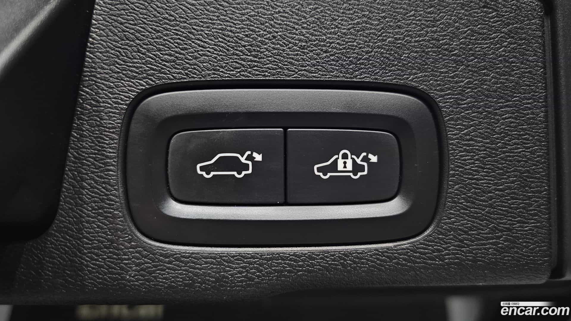XC60 Volvo 2018.10-OPTION-024