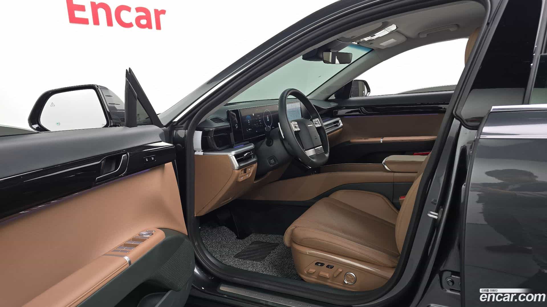 Grandeur Hyundai 2025.10-INNER-010