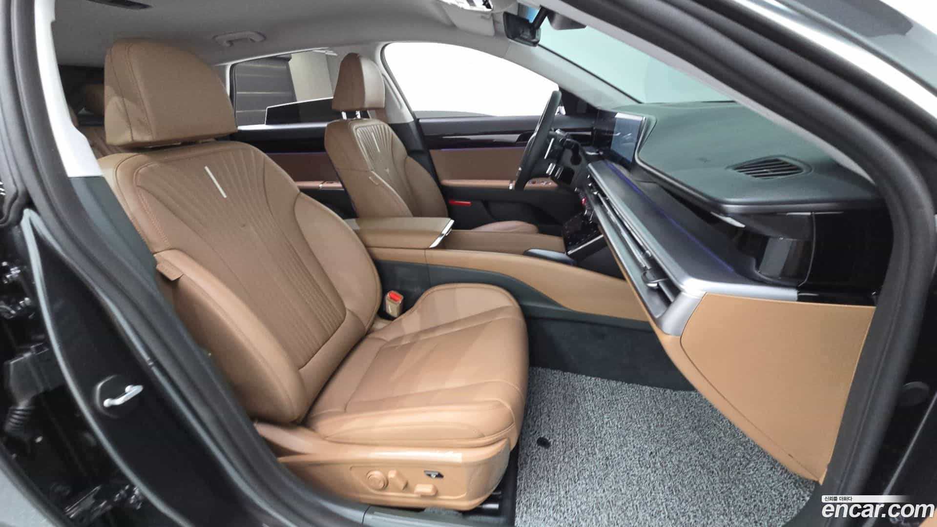 Grandeur Hyundai 2025.10-OPTION-015