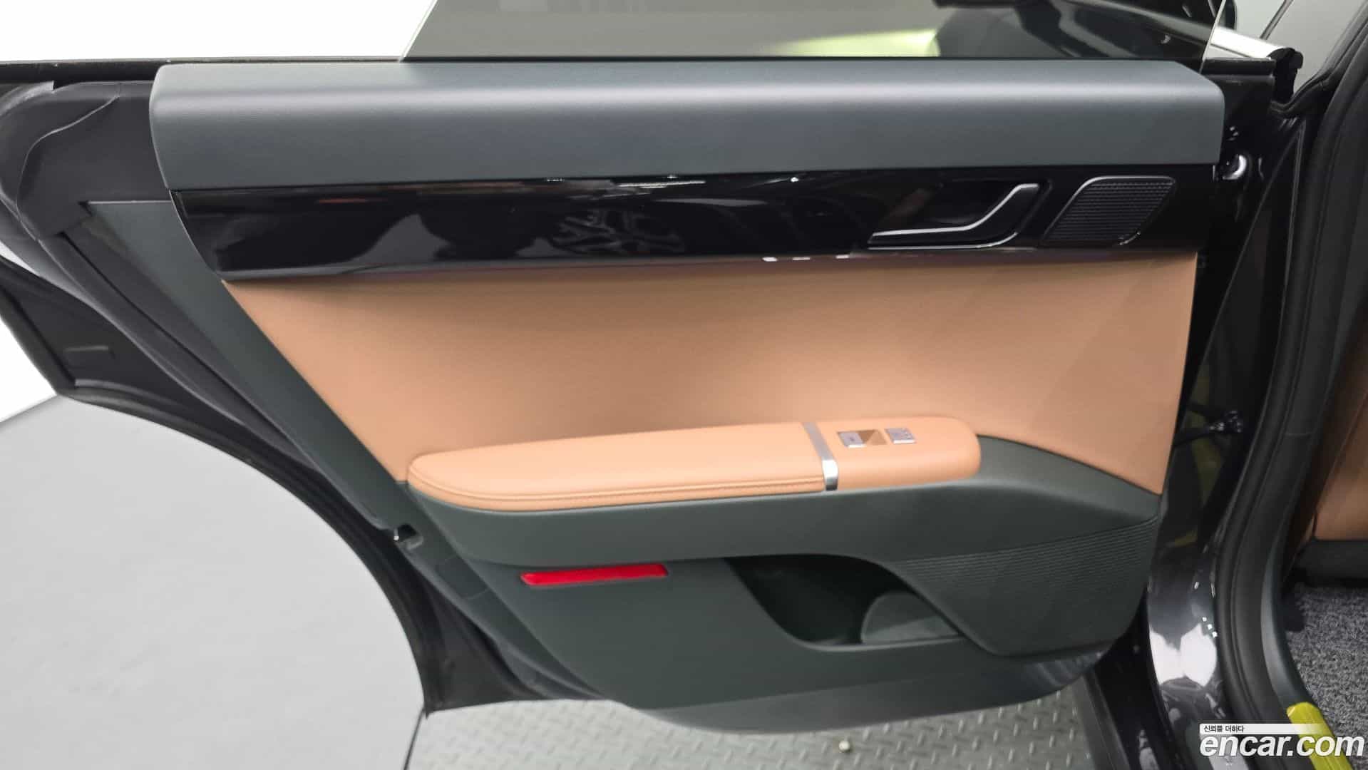 Grandeur Hyundai 2025.10-INNER-034