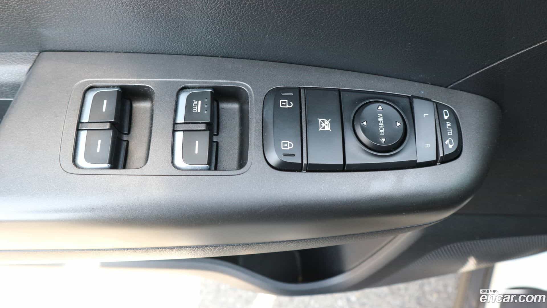 Sportage Kia 2018.9-OPTION-015