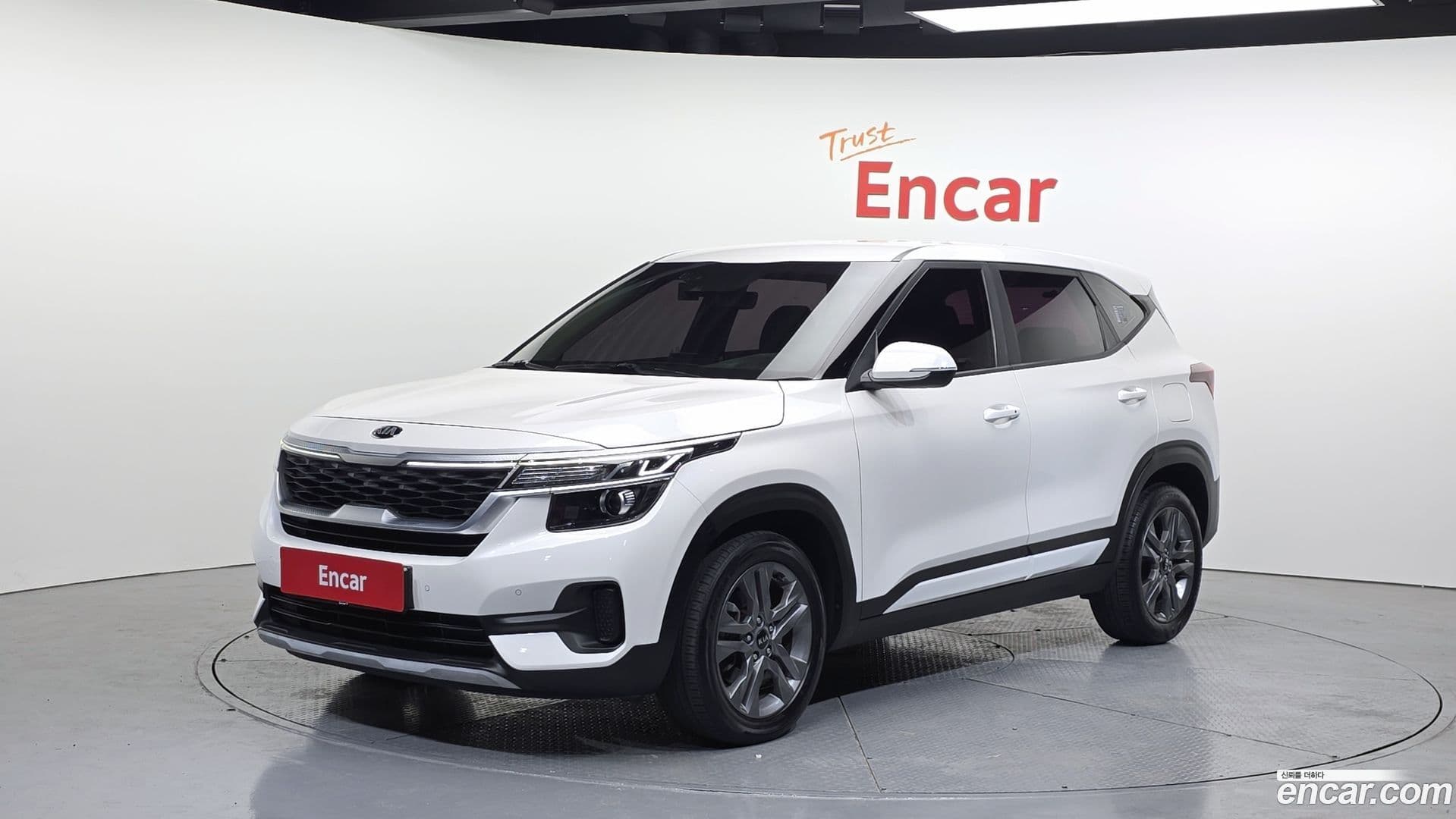 Main__Slider__Photo:Seltos Kia 2021.1-0