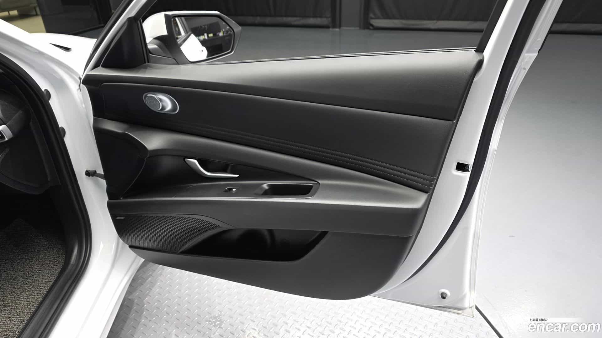 AVANTE Hyundai 2023.5-INNER-034