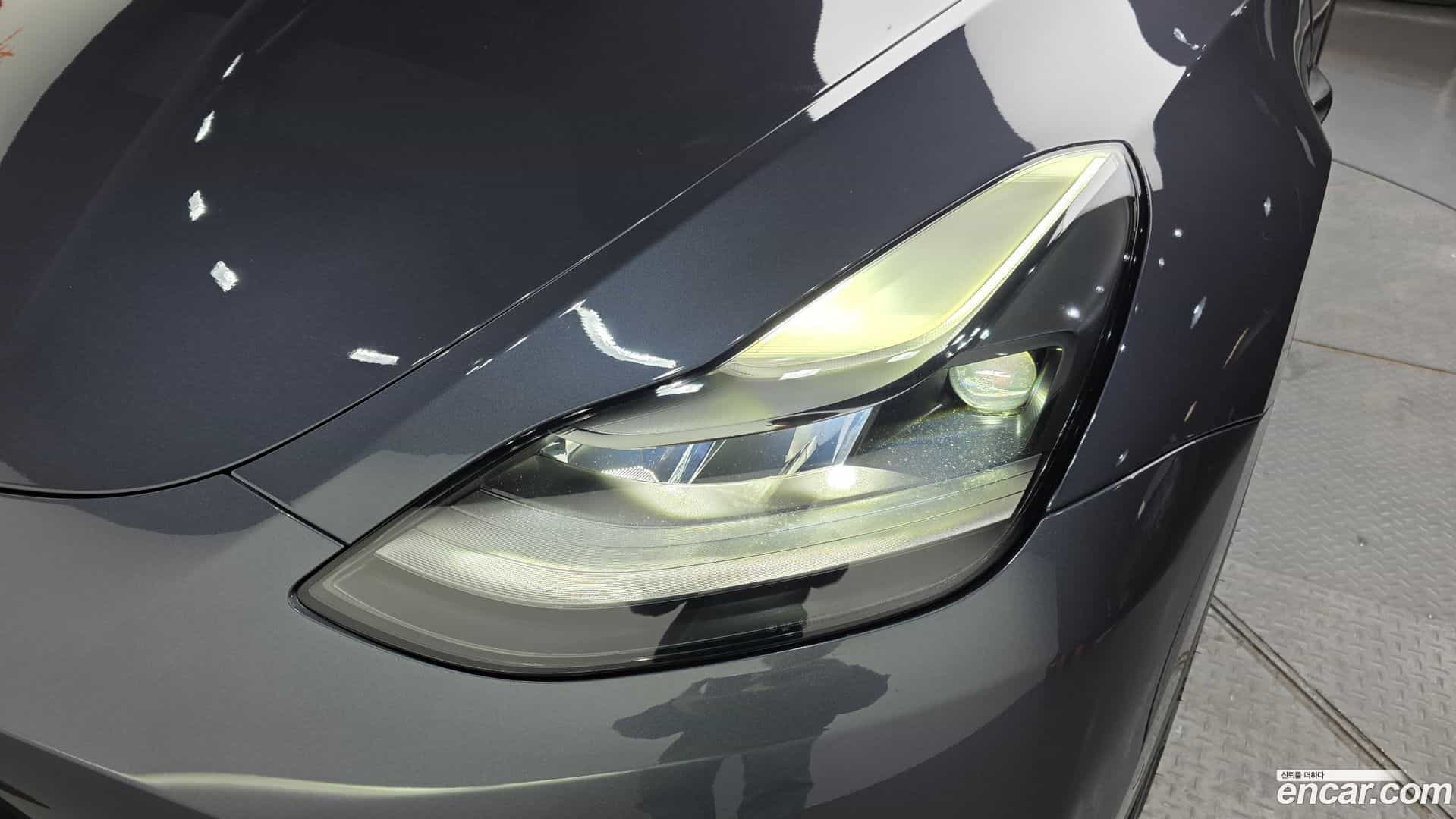 Model Y Tesla 2022.7-OUTER-032