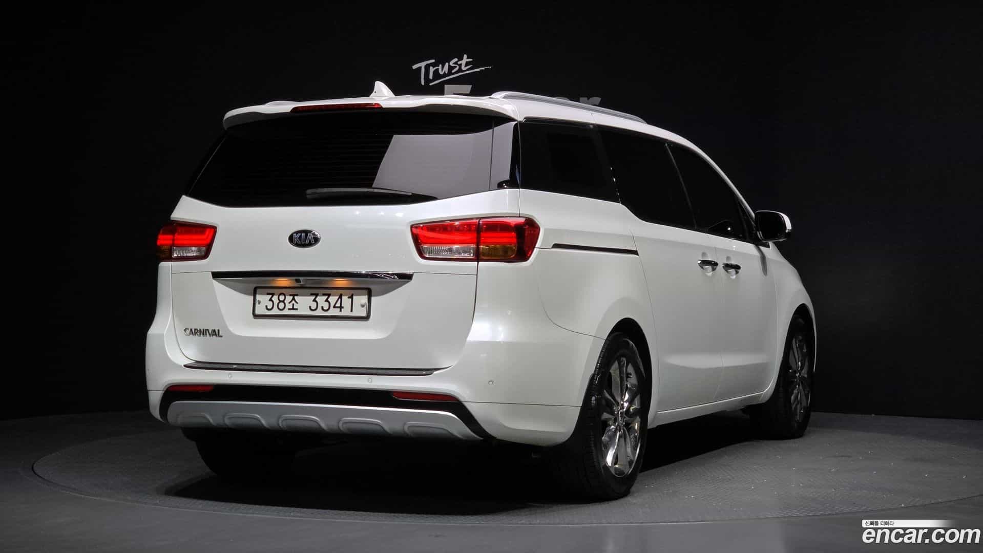Canival Kia 2017.5-OUTER-002