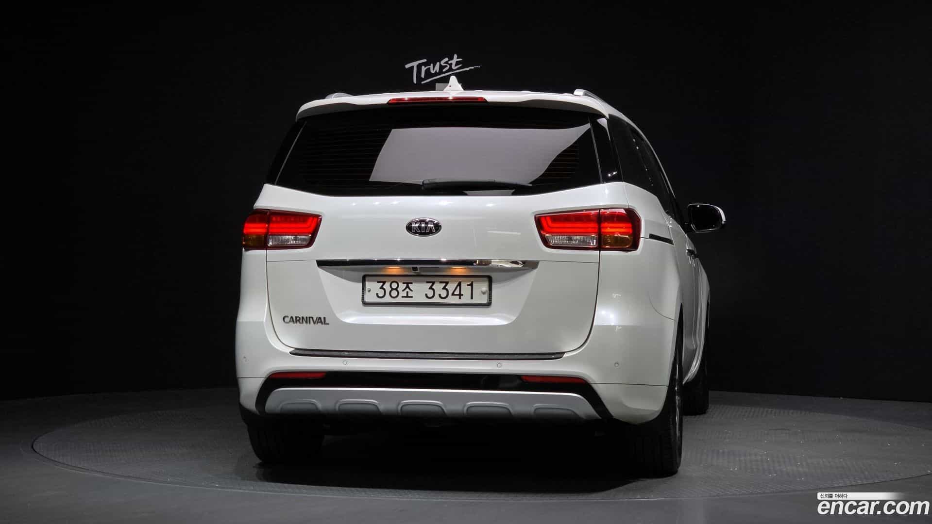 Canival Kia 2017.5-OUTER-004