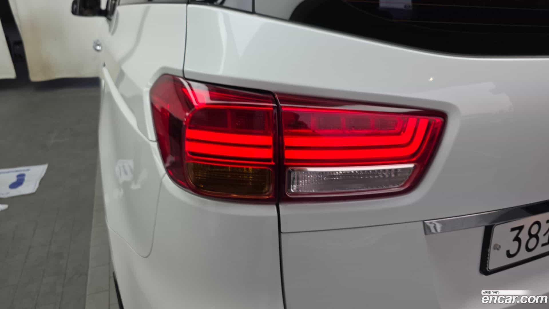 Canival Kia 2017.5-OUTER-033