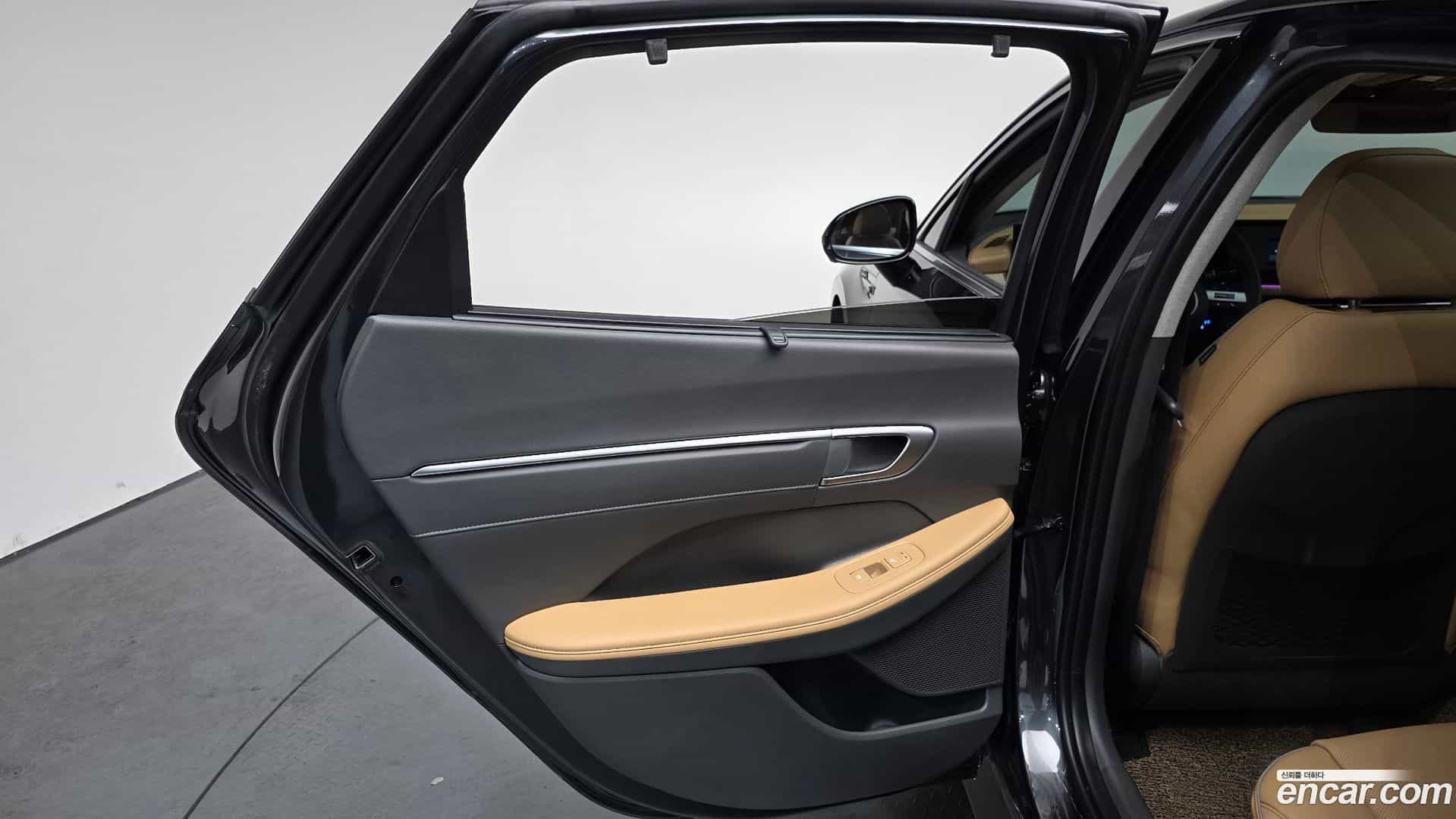 Sonata Hyundai 2023.10-INNER-035
